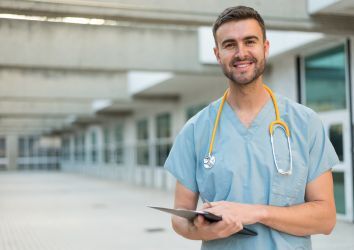 Parcoursup infirmier 2026 : comment int&eacute;grer un IFSI ?